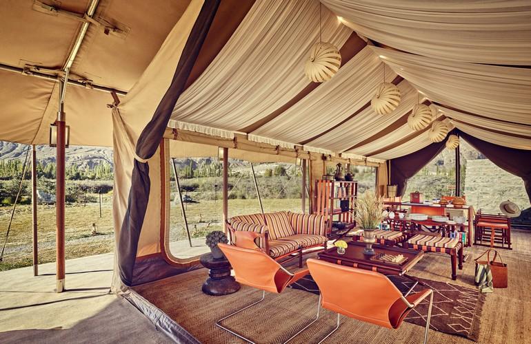 Reception tent, Chamba Camp Diskit