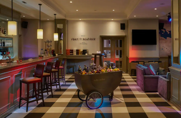 Bar
