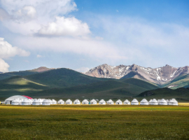 Yurt Camp Son-Kul Lake