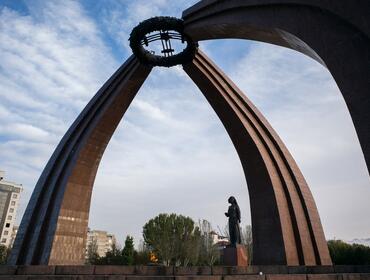 Bishkek, Victory Square