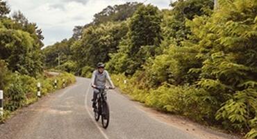 E-mountain bike tour, Luang Prabang