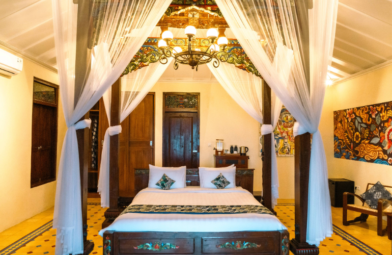 Borobodur Suite Interior.