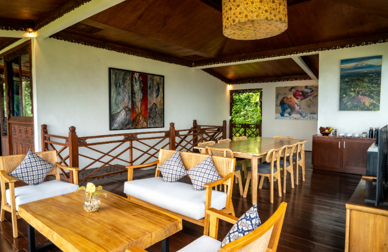 Merbabu living area