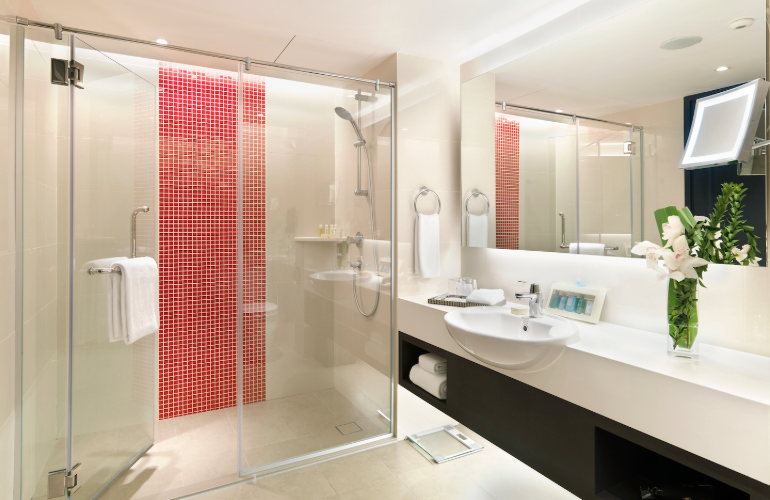 Premier Room Bathroom