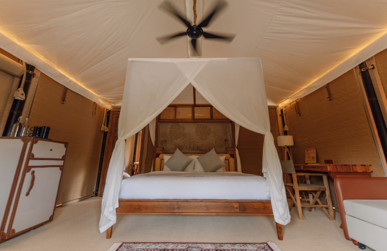 Superior Riverfront Tent