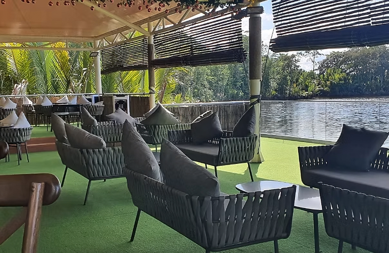 Sunset Lounge