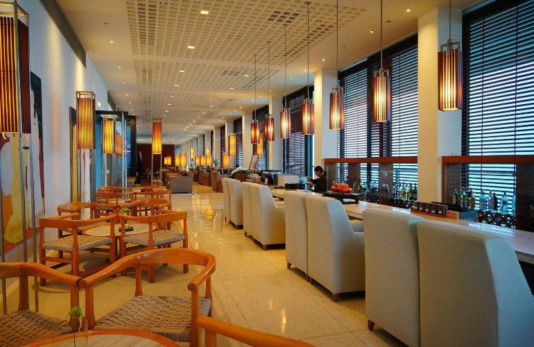Lobby Bar